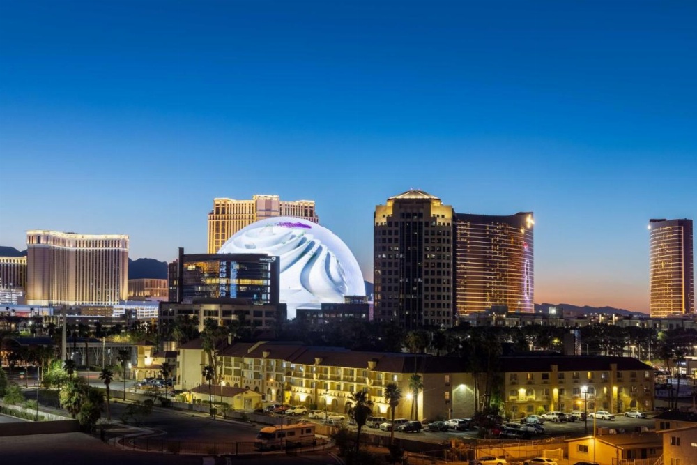 DoubleTree by Hilton Las Vegas East Flamingo Image 33