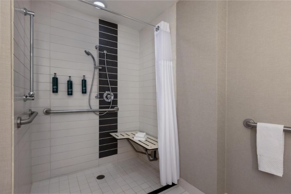 DoubleTree by Hilton Las Vegas East Flamingo Image 39
