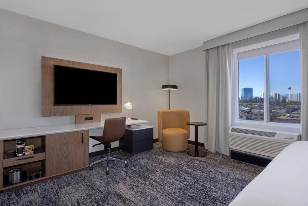 DoubleTree by Hilton Las Vegas East Flamingo Image 40